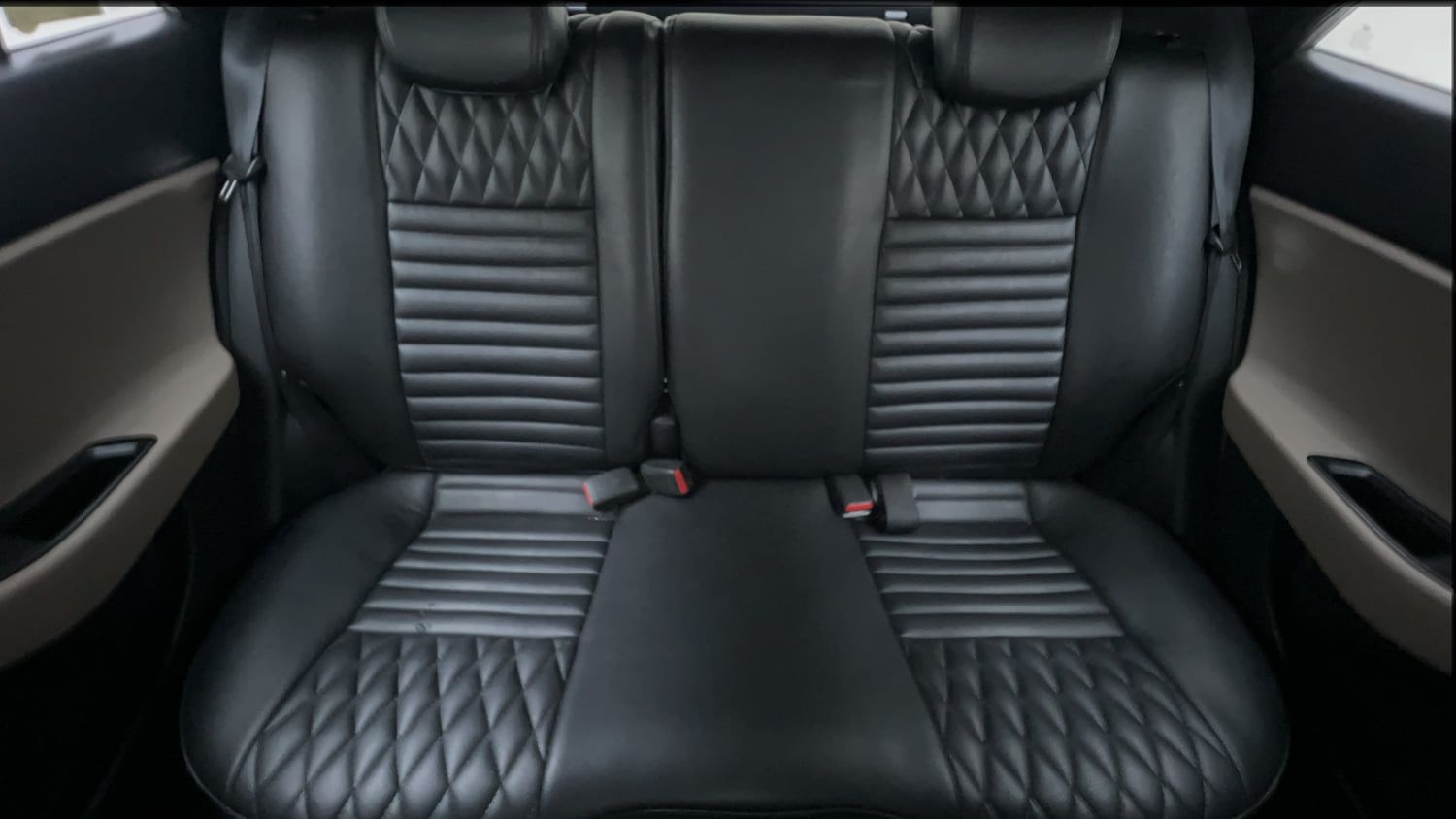 Used 2015 Hyundai Elite i20 Asta 1.2 Petrol Manual interior REAR SEAT CONDITION VIEW