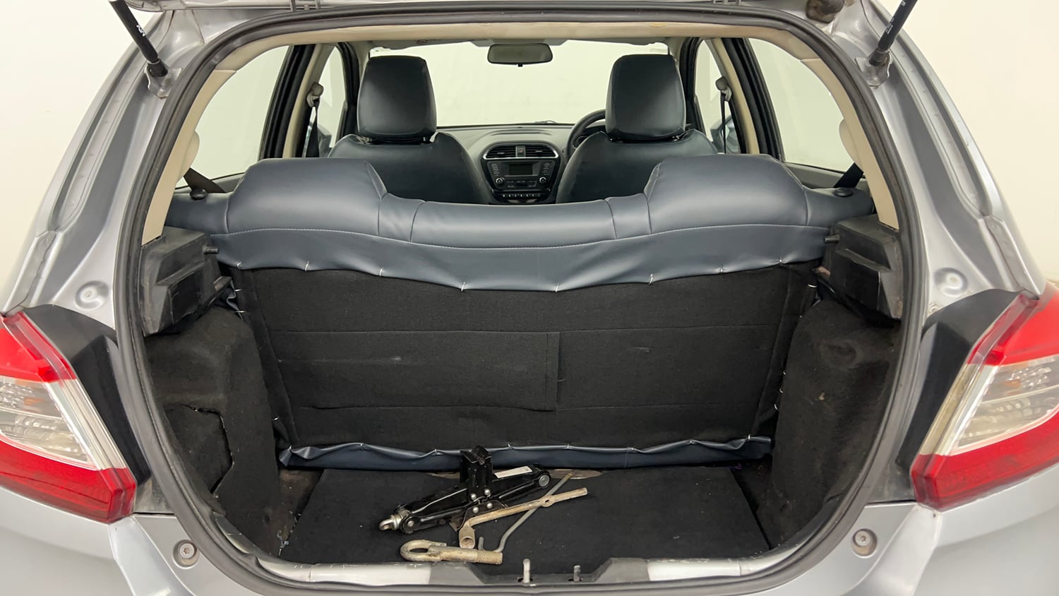 Used 2018 Tata Tiago Revotron XZ Petrol Manual interior DICKY INSIDE VIEW