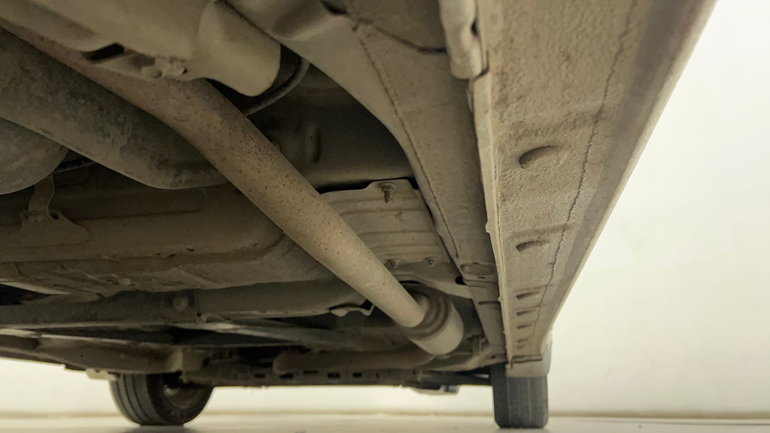 Used 2017 Honda City VX CVT Petrol Petrol Automatic extra REAR RIGHT UNDERBODY VIEW