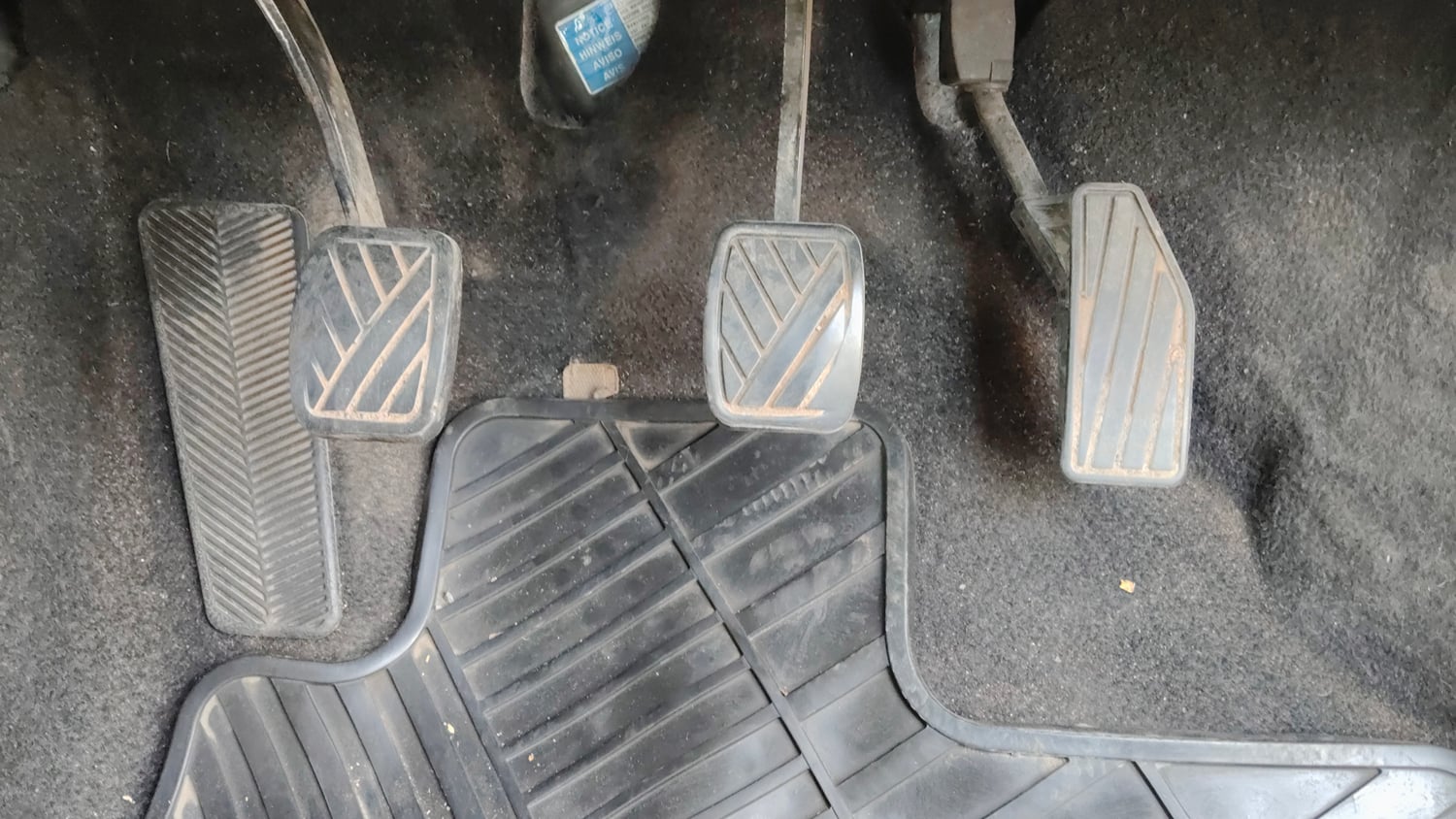 Used 2017 Maruti Suzuki Baleno Delta 1.2 Petrol Manual interior PEDALS VIEW