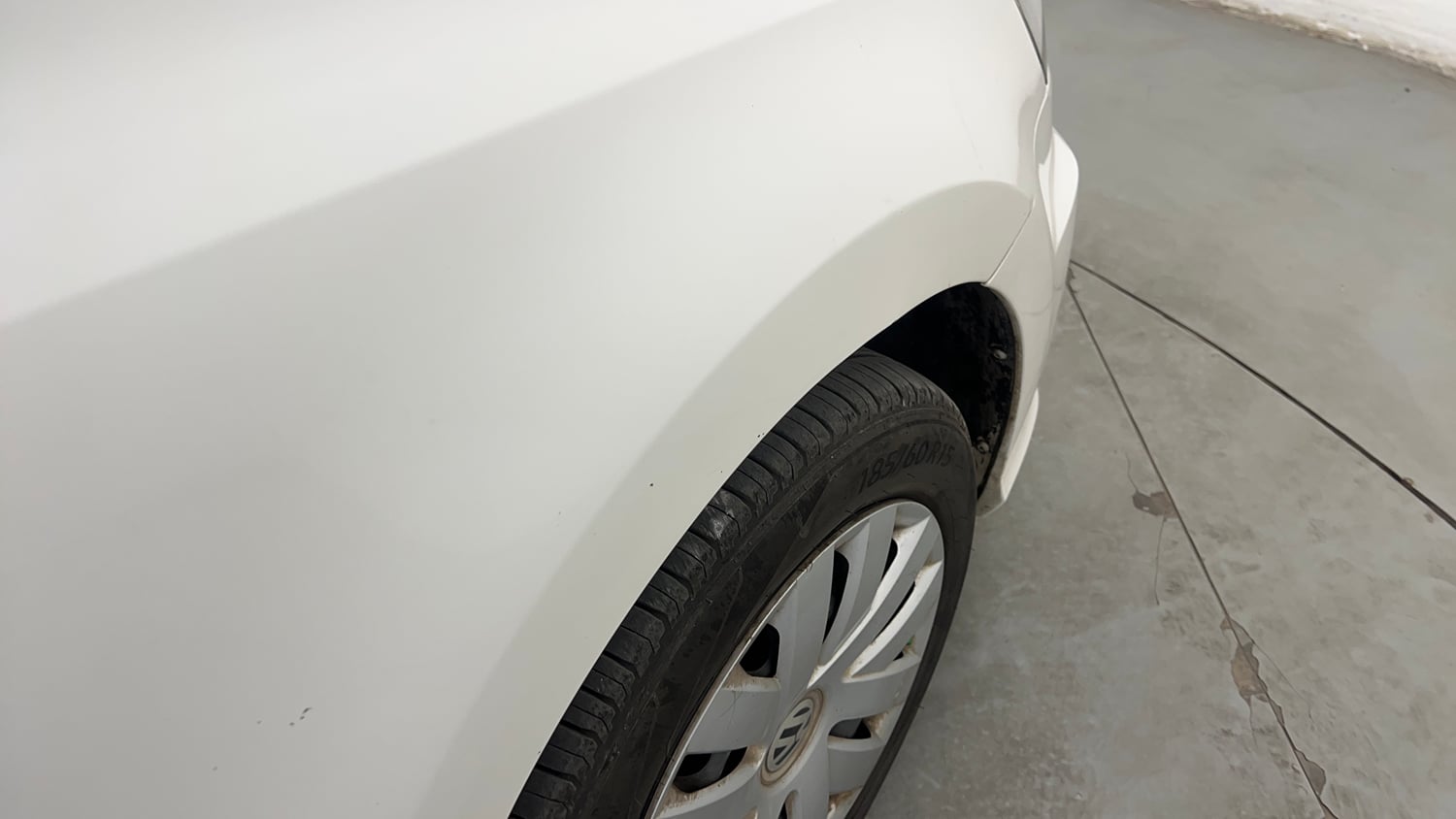 Used 2016 Volkswagen Ameo Comfortline 1.2L (P) Petrol Manual dents MINOR SCRATCH