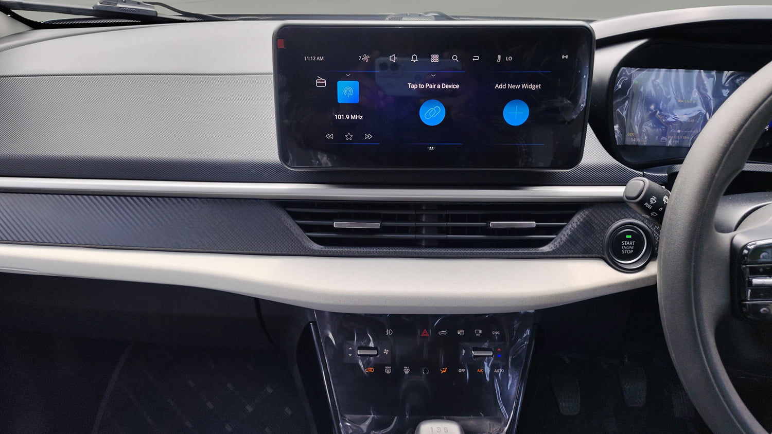 Used 2026 Tata Nexon Creative Plus (PS) 1.2 iCNG 6MT Dual Tone Cng Manual interior MUSIC SYSTEM & AC CONTROL VIEW