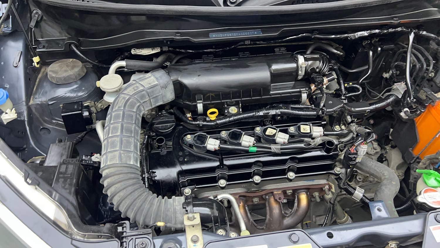 Used 2021 Maruti Suzuki Ignis Zeta 1.2 MT Petrol Manual engine ENGINE RIGHT SIDE VIEW