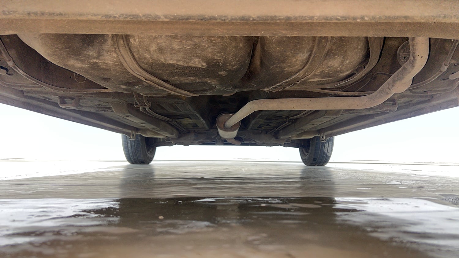 Used 2014 Maruti Suzuki Celerio VXi AMT Petrol Automatic extra REAR UNDERBODY VIEW (TAKEN FROM REAR)