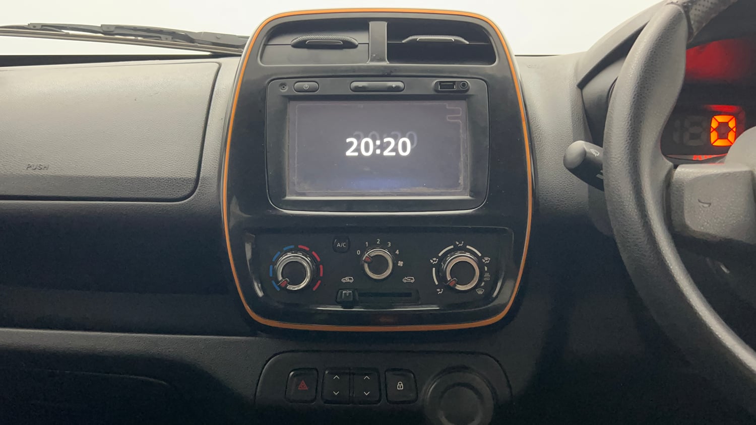 Used 2018 Renault Kwid CLIMBER 1.0 Petrol Manual top_features Integrated (in-dash) music system
