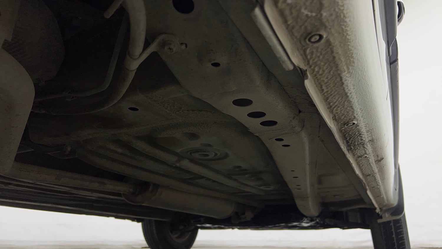 Used 2019 Maruti Suzuki Wagon R VXi 1.2 Petrol Manual extra REAR RIGHT UNDERBODY VIEW