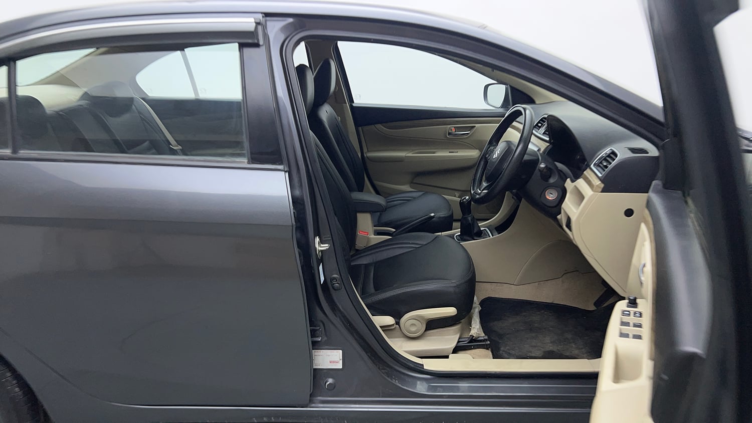 Used 2022 Maruti Suzuki Ciaz Delta 1.5 Petrol Manual interior RIGHT SIDE FRONT DOOR CABIN VIEW