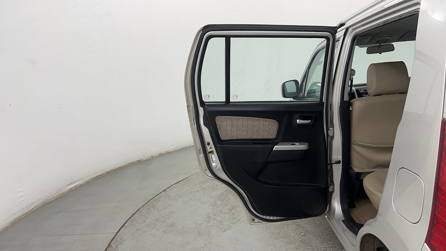 Used 2015 Maruti Suzuki Wagon R VXI Petrol Manual interior LEFT REAR DOOR OPEN VIEW