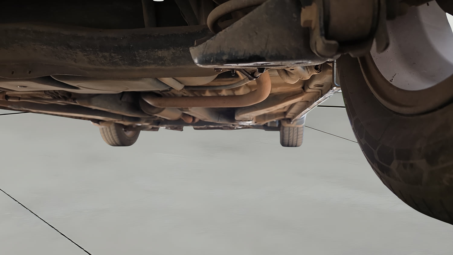 Used 2015 Honda Brio VX AT Petrol Automatic extra REAR RIGHT UNDERBODY VIEW