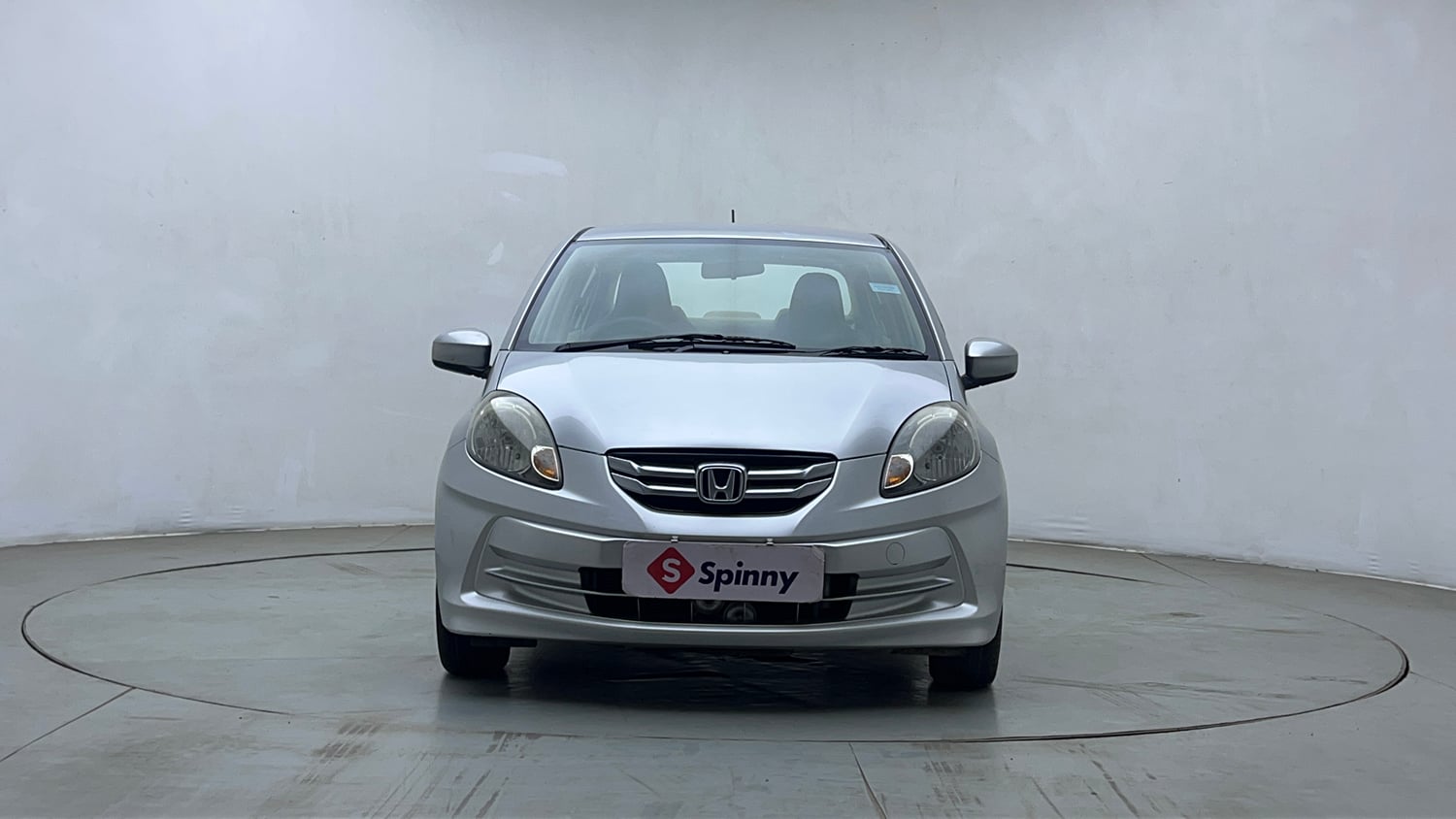 Used 2013 Honda Amaze 1.2 S i-VTEC Petrol Manual exterior FRONT VIEW