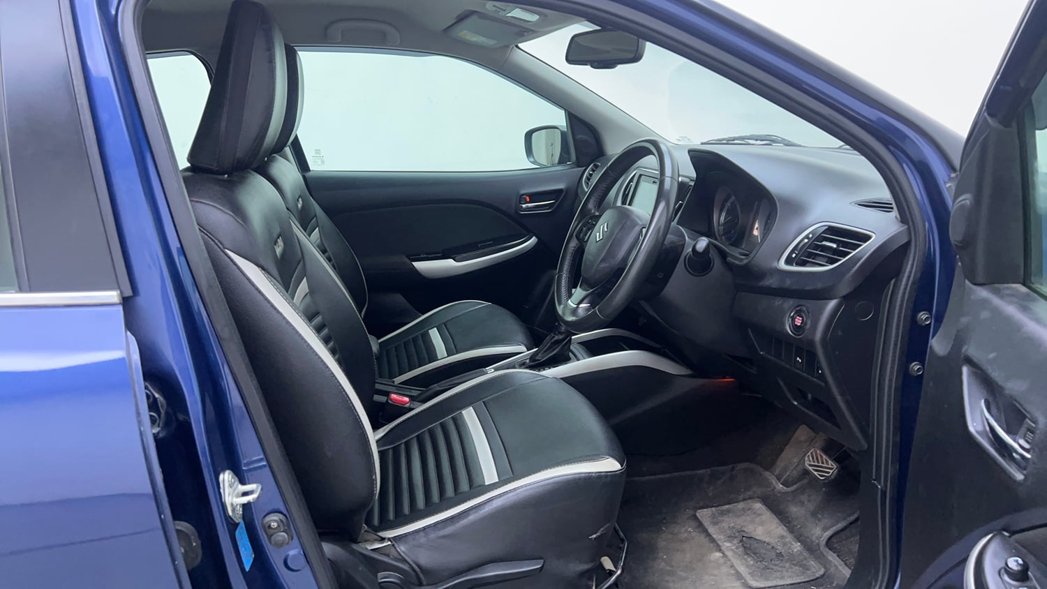 Used 2018 Maruti Suzuki Baleno Alpha 1.2 AT Petrol Automatic interior RIGHT SIDE FRONT DOOR CABIN VIEW