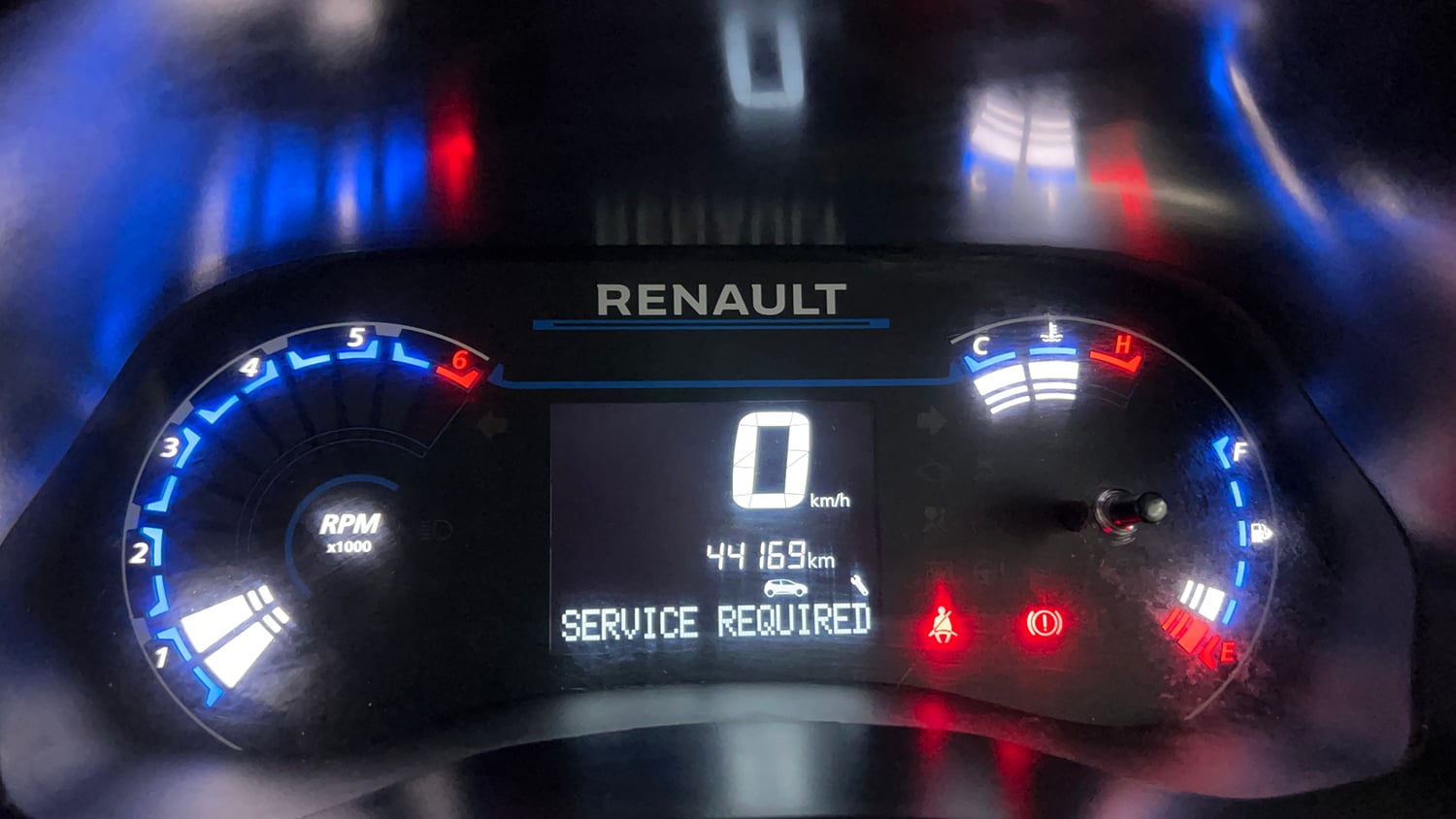 Used 2023 Renault Triber RXZ Petrol Manual interior CLUSTERMETER VIEW