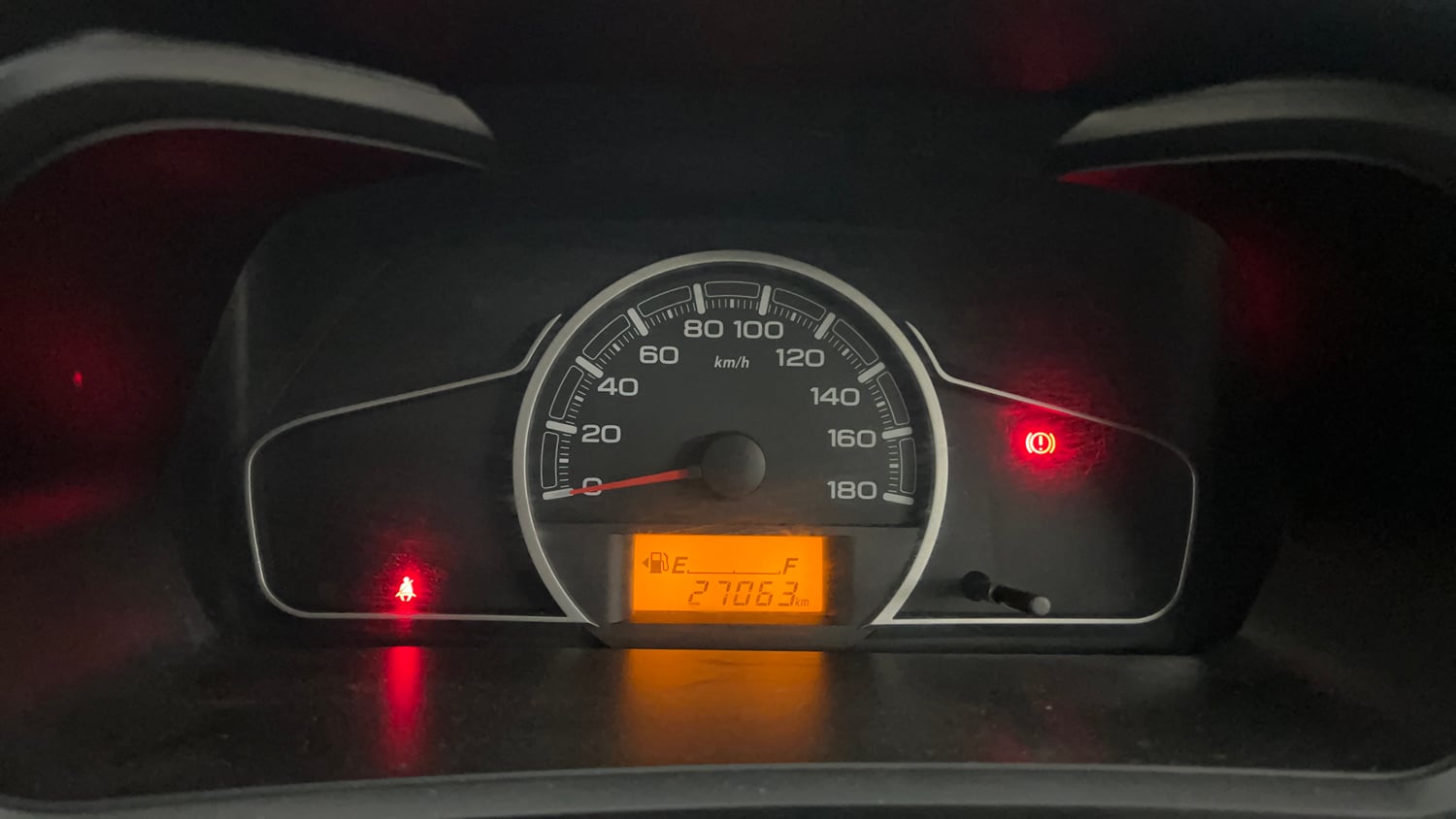 Used 2022 Maruti Suzuki Alto 800 VXi Petrol Manual interior CLUSTERMETER VIEW