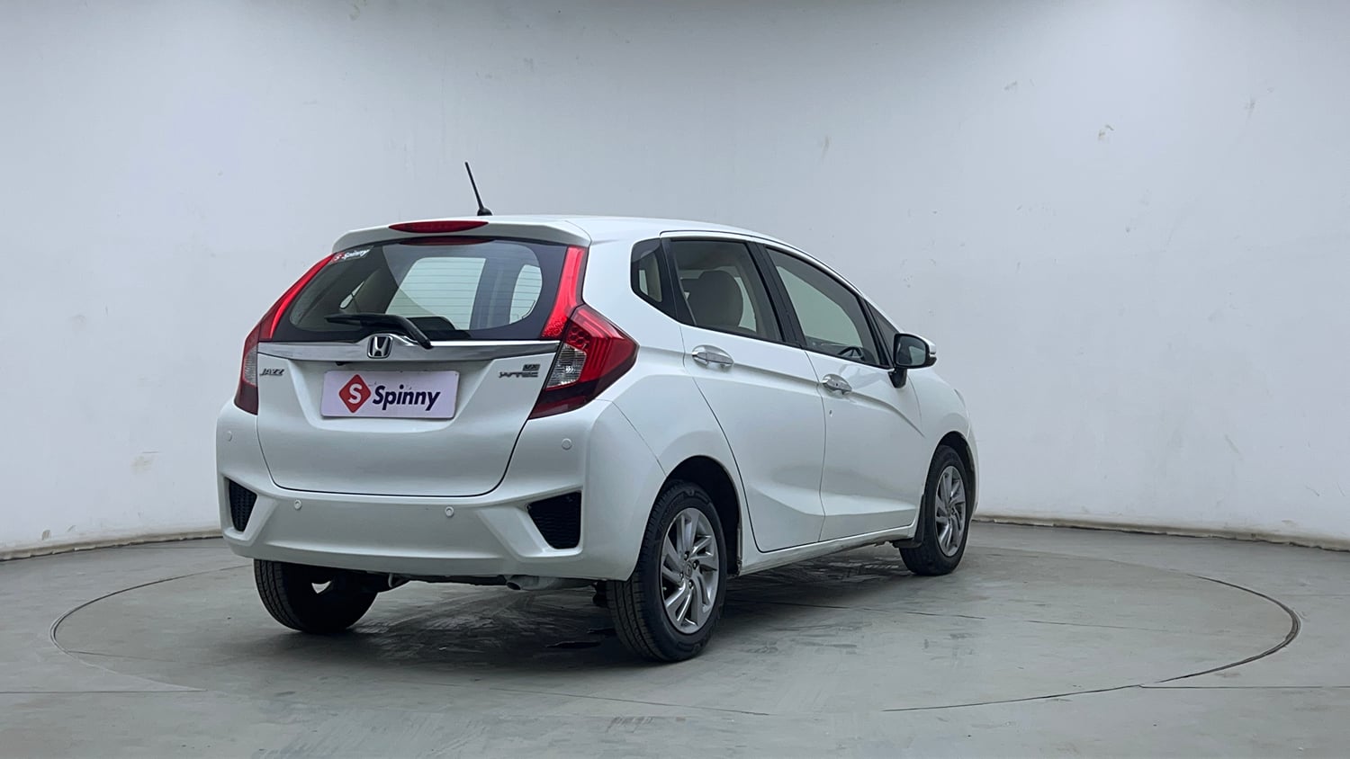 Used 2018 Honda Jazz VX CVT Petrol Petrol Automatic exterior RIGHT REAR CORNER VIEW