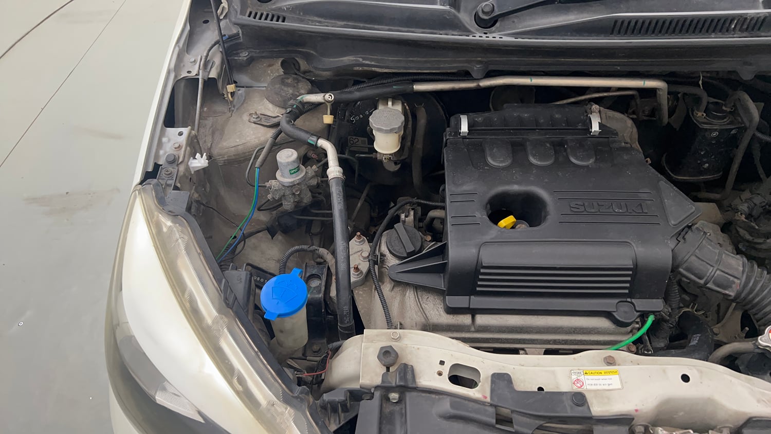 Used 2015 Maruti Suzuki Celerio ZXi AMT Petrol Automatic engine ENGINE RIGHT SIDE VIEW