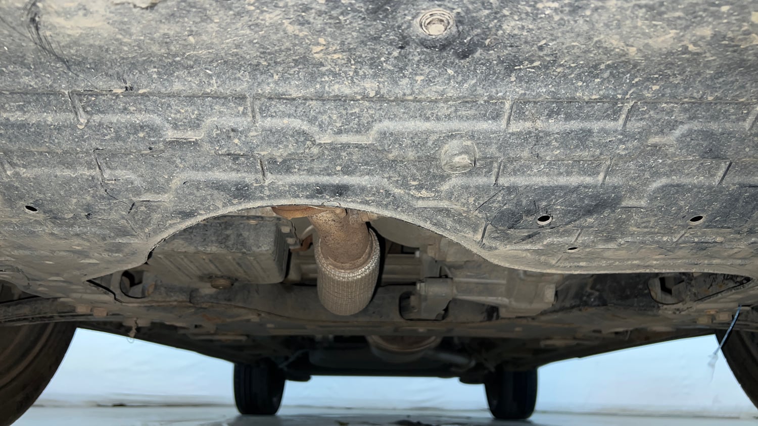 Used 2023 MG Motors Hector Sharp Pro 1.5 Turbo Petrol MT Petrol Manual extra FRONT LEFT UNDERBODY VIEW