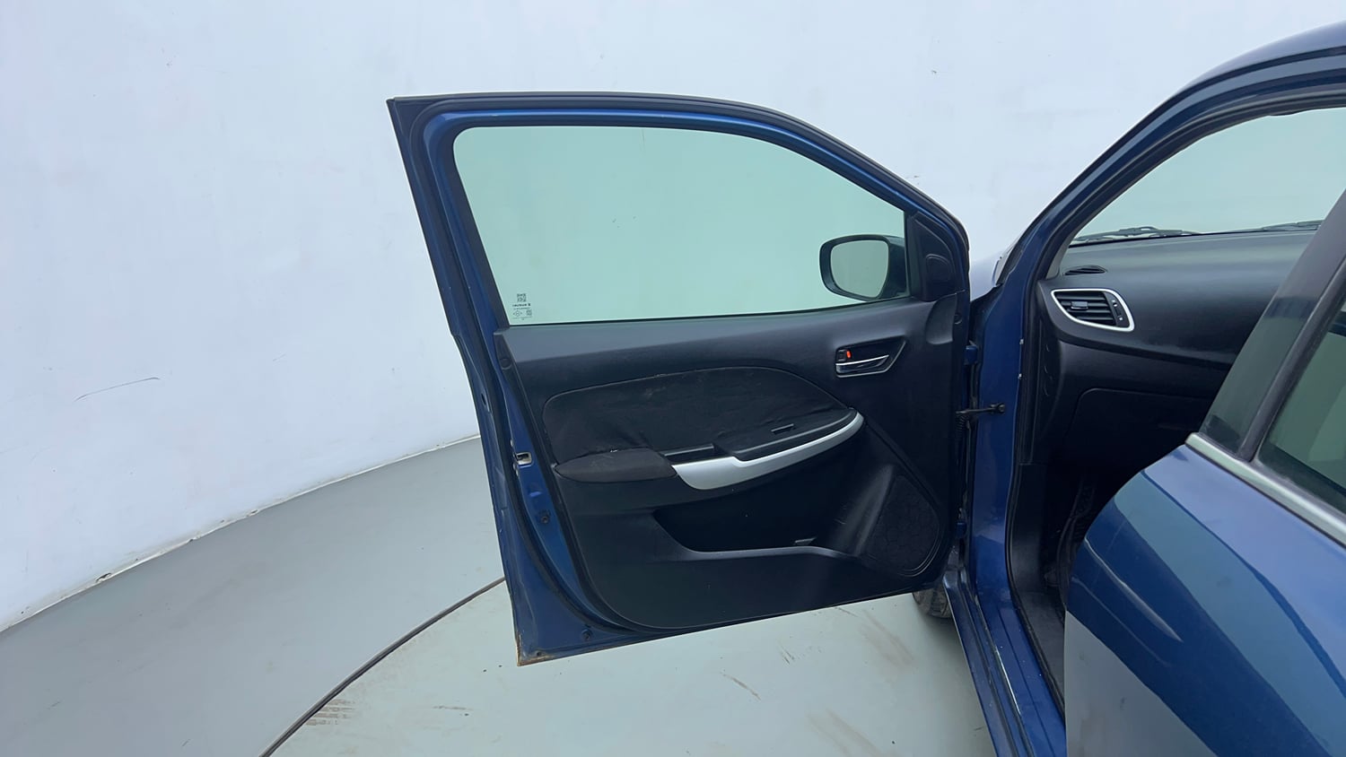Used 2017 Maruti Suzuki Baleno Zeta 1.2 Petrol Manual interior LEFT FRONT DOOR OPEN VIEW