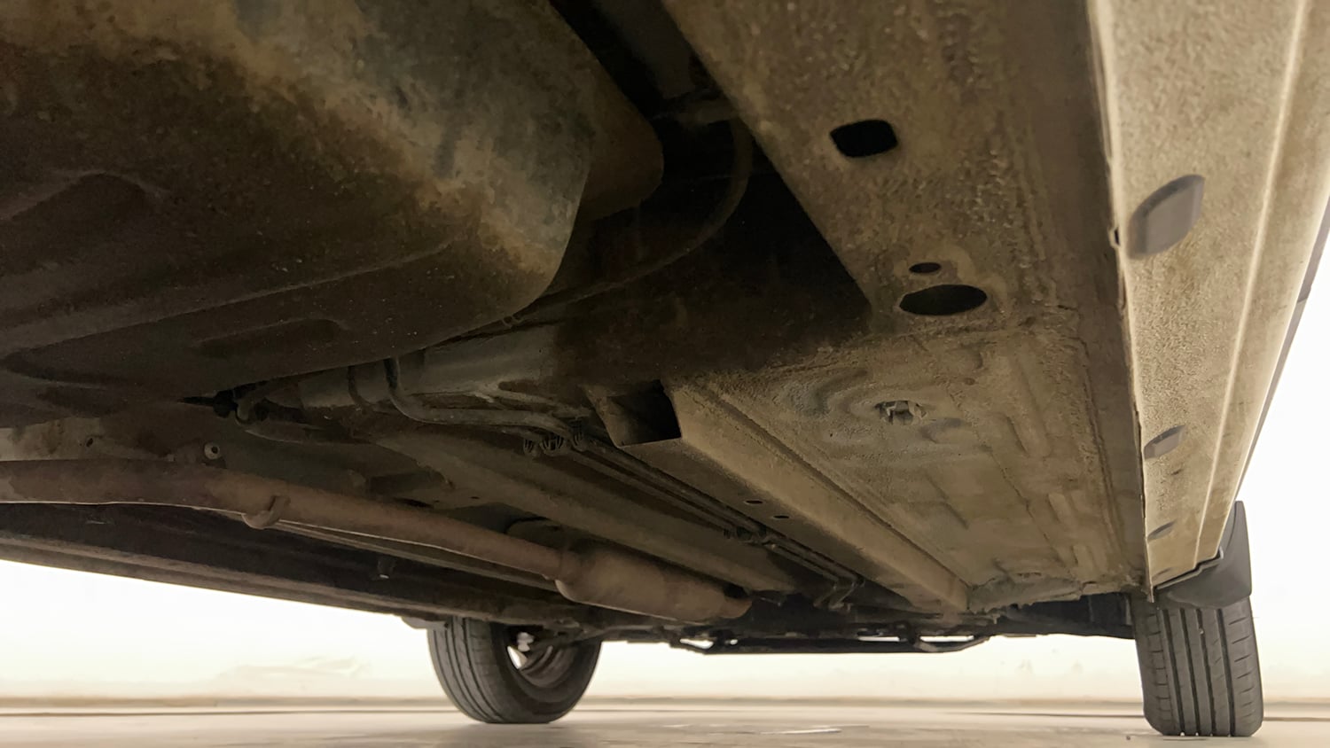 Used 2023 Renault Triber RXZ Petrol Manual extra REAR RIGHT UNDERBODY VIEW