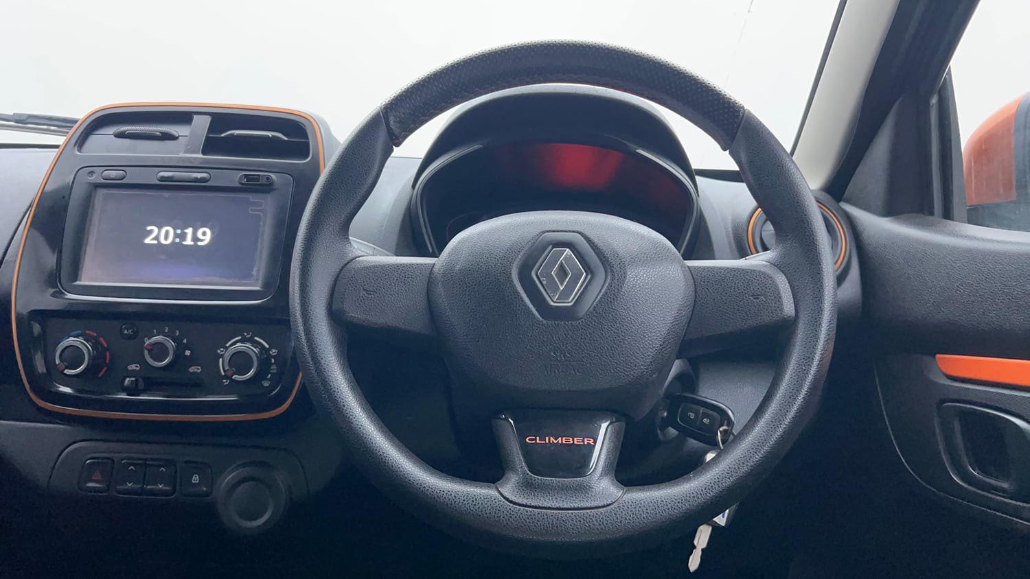 Used 2018 Renault Kwid CLIMBER 1.0 Petrol Manual interior STEERING VIEW