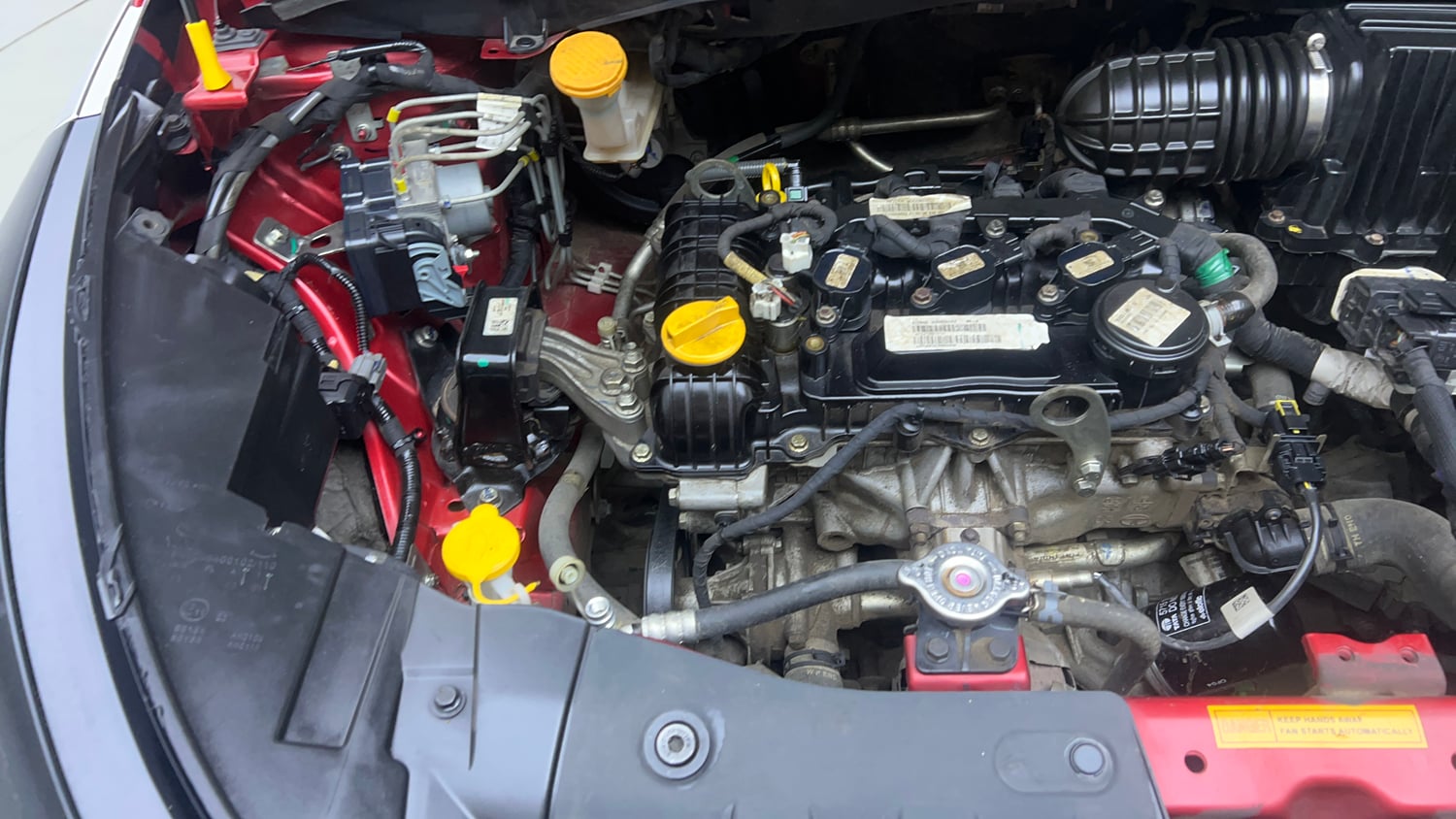 Used 2022 Tata Altroz XZ Petrol Petrol Manual engine ENGINE RIGHT SIDE VIEW