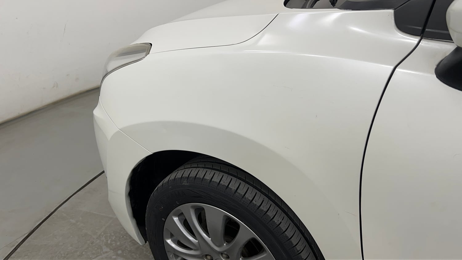 Used 2016 Maruti Suzuki Baleno Alpha 1.2 Petrol Manual dents MINOR SCRATCH
