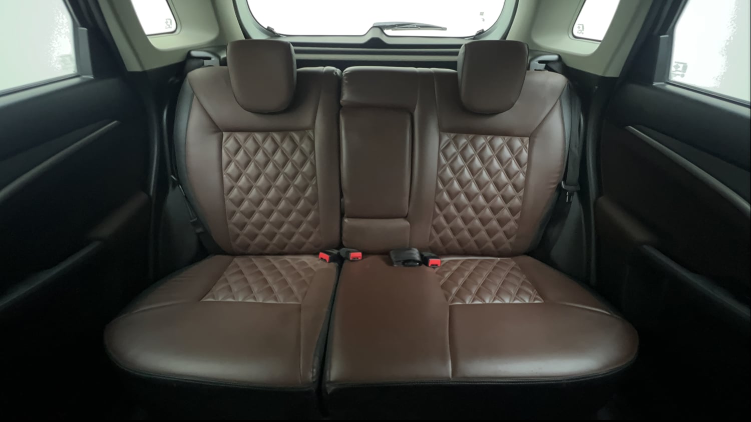 Used 2023 Maruti Suzuki Brezza ZXi AT Petrol Automatic interior REAR SEAT CONDITION VIEW