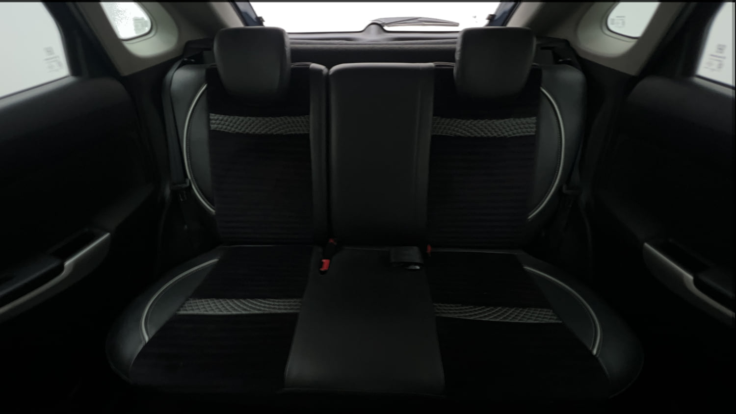 Used 2015 Maruti Suzuki Baleno Zeta 1.2 Petrol Manual interior REAR SEAT CONDITION VIEW