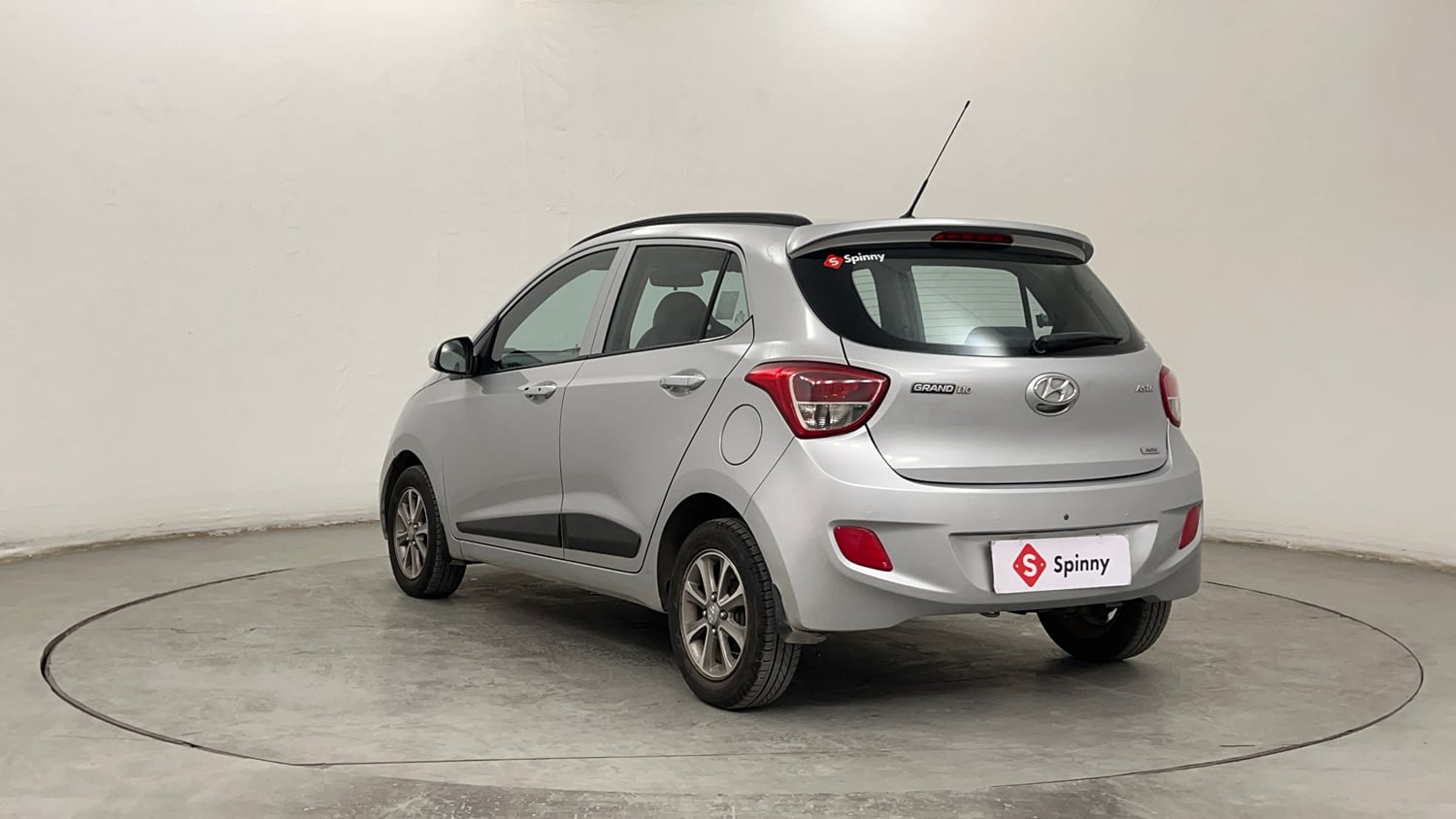 Used 2016 Hyundai Grand i10 Asta AT 1.2 Kappa VTVT Petrol Automatic exterior LEFT REAR CORNER VIEW