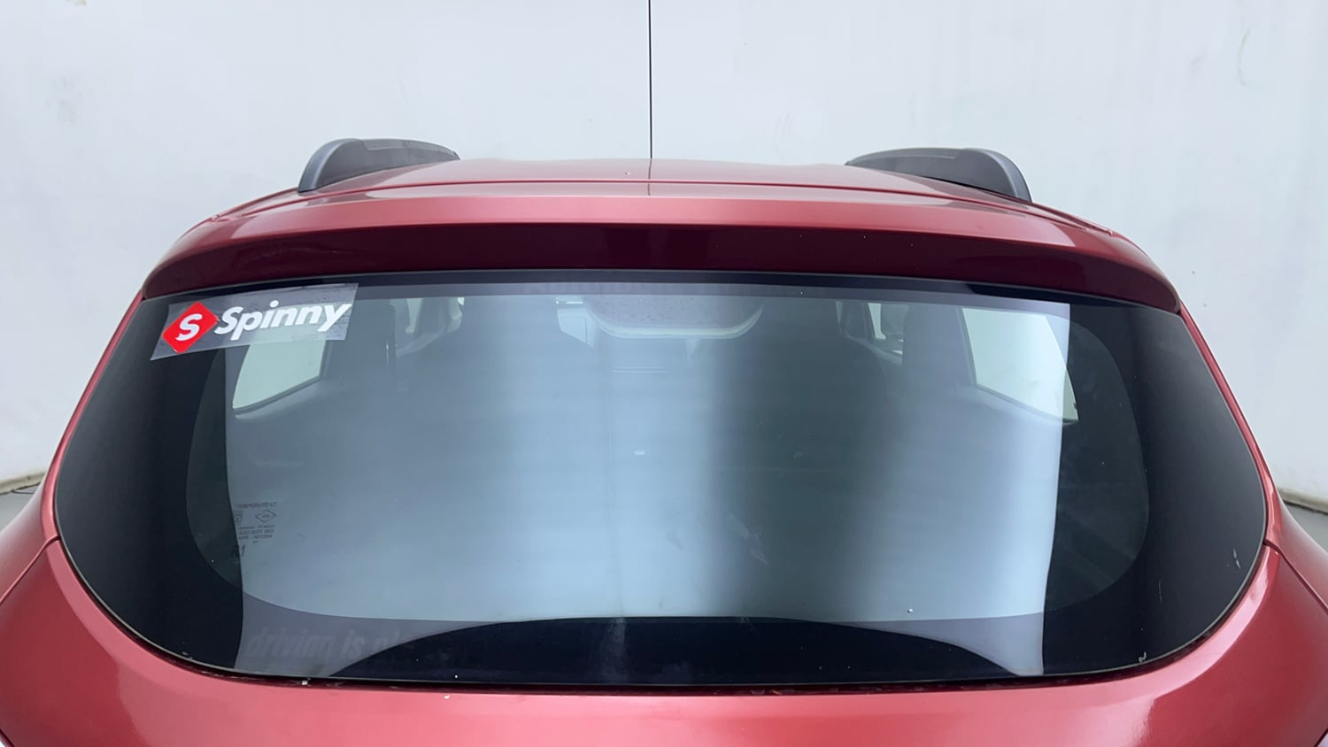 Used 2016 Renault Kwid RXT Petrol Manual exterior BACK WINDSHIELD VIEW