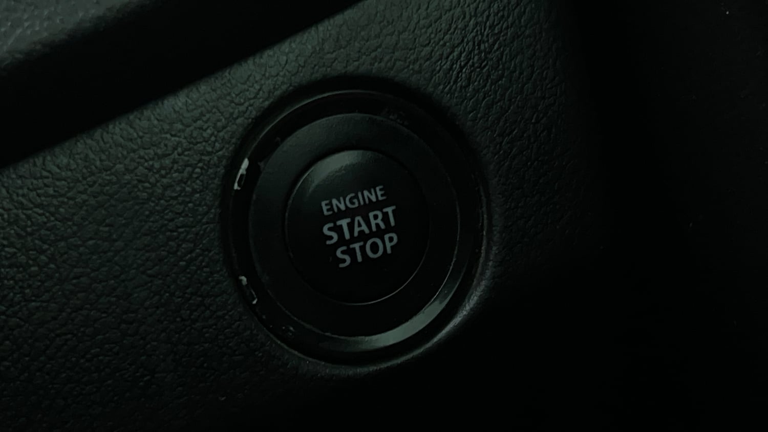 Used 2018 Maruti Suzuki Baleno Alpha 1.2 Petrol Manual top_features Keyless start