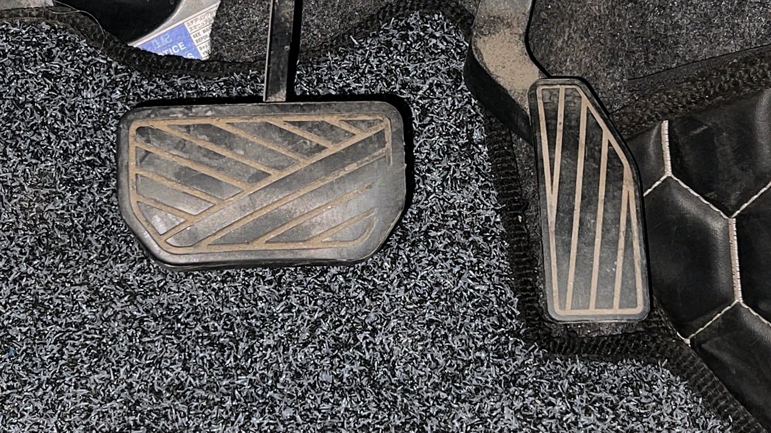 Used 2016 Maruti Suzuki Celerio ZXi AMT Petrol Automatic interior PEDALS VIEW