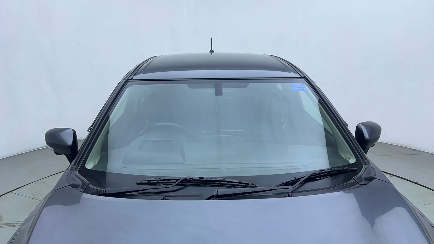 Used 2022 Maruti Suzuki Baleno Alpha MT Petrol Manual exterior FRONT WINDSHIELD VIEW