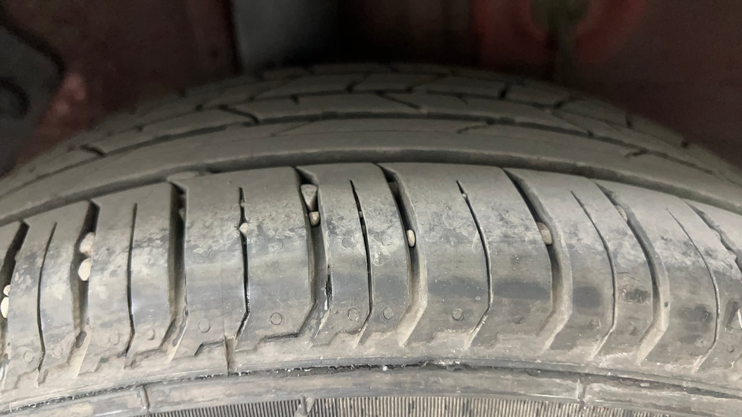 Used 2015 Hyundai Elite i20 Asta 1.2 Petrol Manual tyres RIGHT REAR TYRE TREAD VIEW