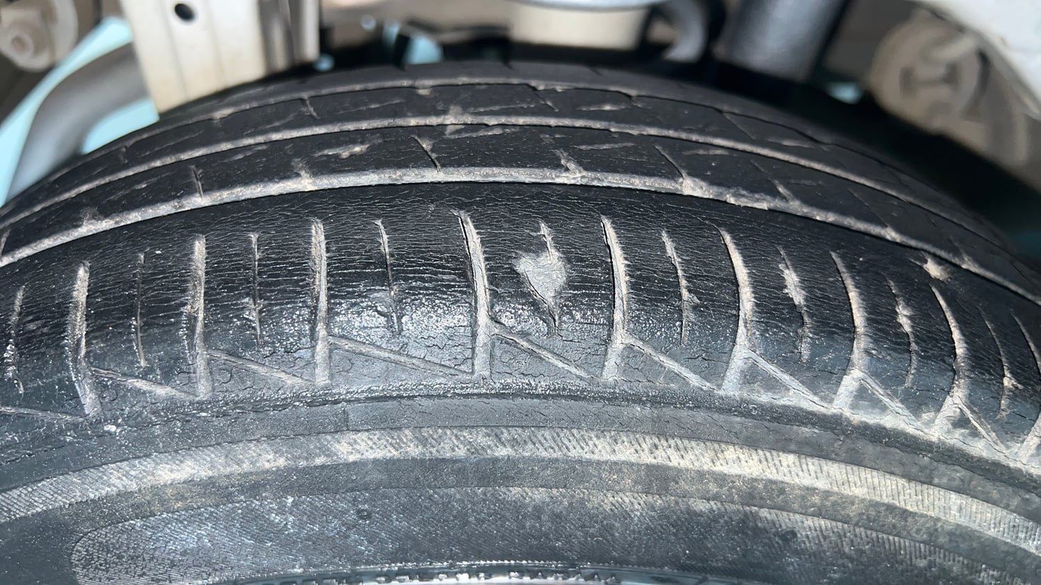 Used 2021 Maruti Suzuki Alto 800 LXi Petrol Manual tyres RIGHT REAR TYRE TREAD VIEW
