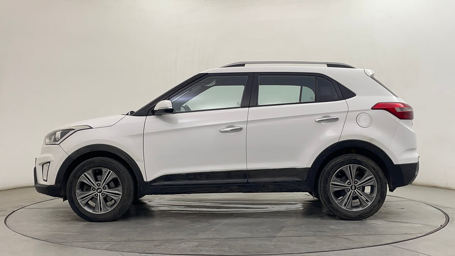 Used 2017 Hyundai Creta 1.6 SX Plus AT Petrol Petrol Automatic exterior LEFT SIDE VIEW
