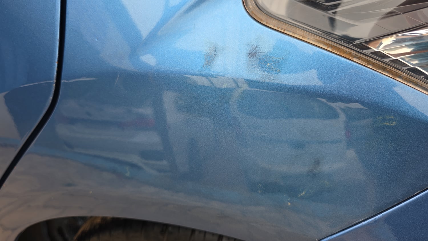 Used 2015 Honda Brio VX AT Petrol Automatic dents MINOR SCRATCH