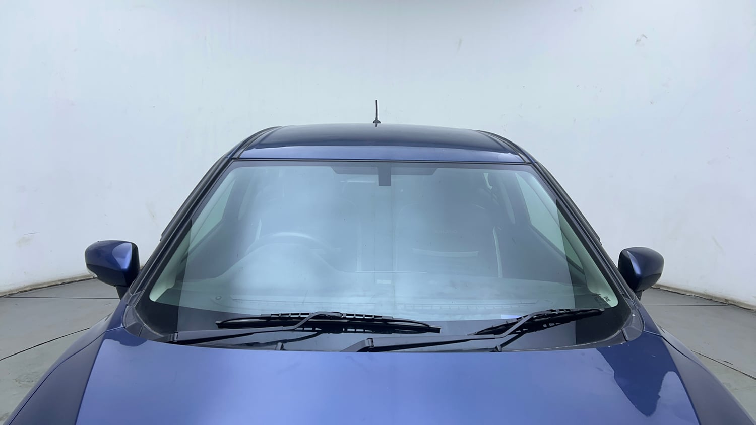 Used 2018 Maruti Suzuki Baleno Alpha 1.2 AT Petrol Automatic exterior FRONT WINDSHIELD VIEW