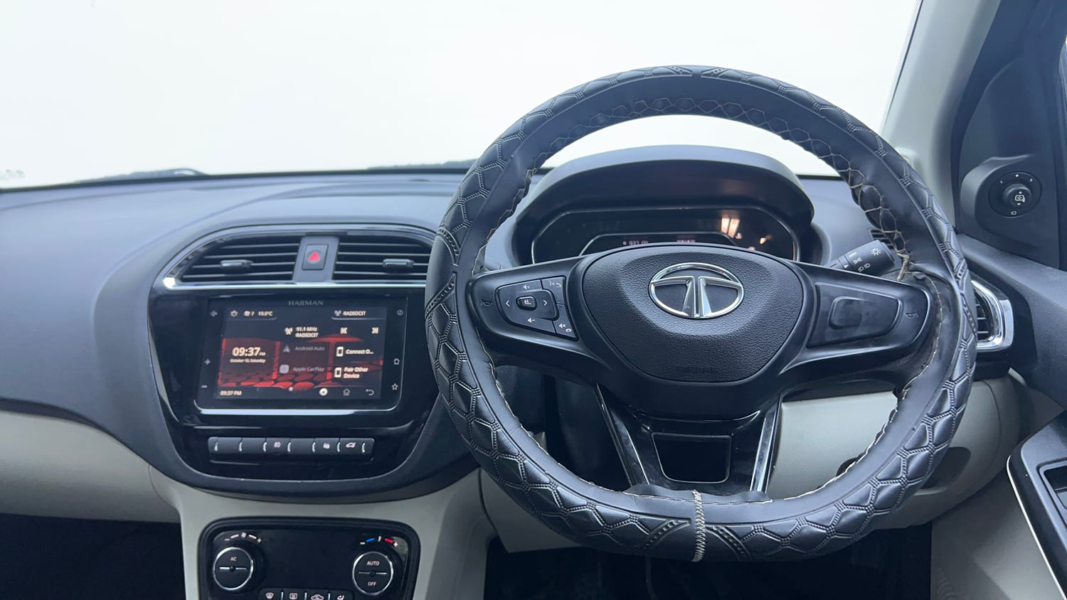 Used 2023 Tata Tigor XZ Plus Petrol Manual interior STEERING VIEW