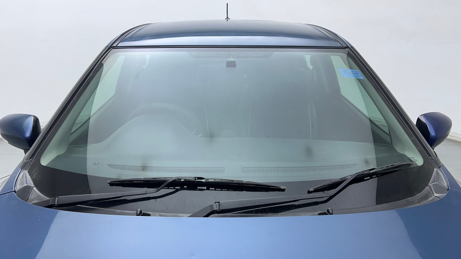 Used 2015 Maruti Suzuki Baleno Zeta 1.2 Petrol Manual exterior FRONT WINDSHIELD VIEW