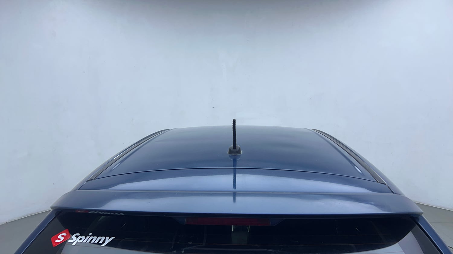 Used 2017 Maruti Suzuki Baleno Zeta 1.2 Petrol Manual exterior EXTERIOR ROOF VIEW