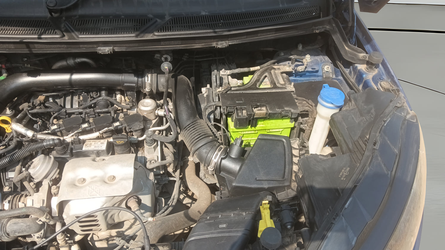 Used 2020 Ford EcoSport S Petrol Petrol Manual engine ENGINE LEFT SIDE VIEW