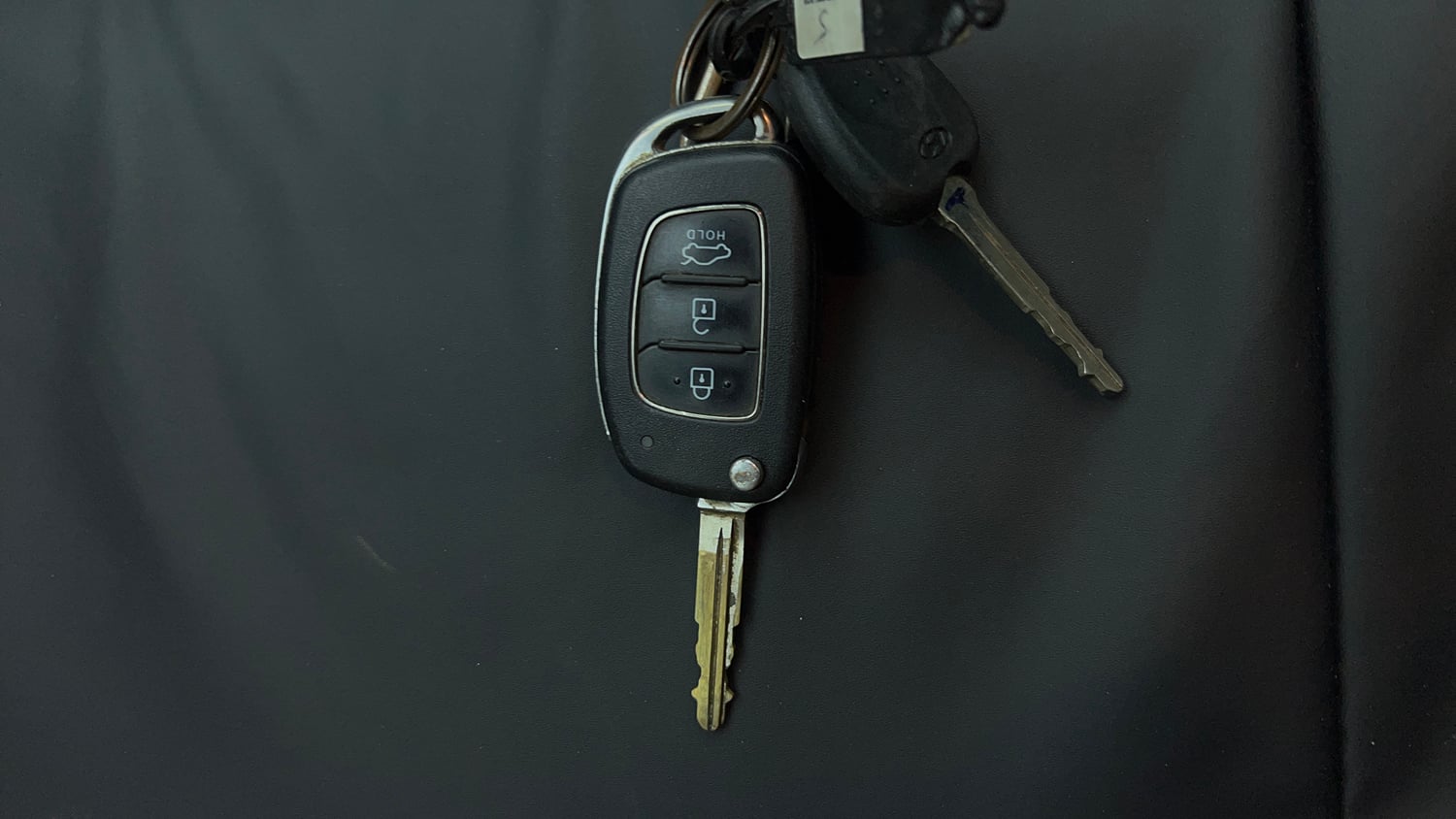 Used 2023 Hyundai Aura S 1.2 Petrol Petrol Manual extra CAR KEY VIEW