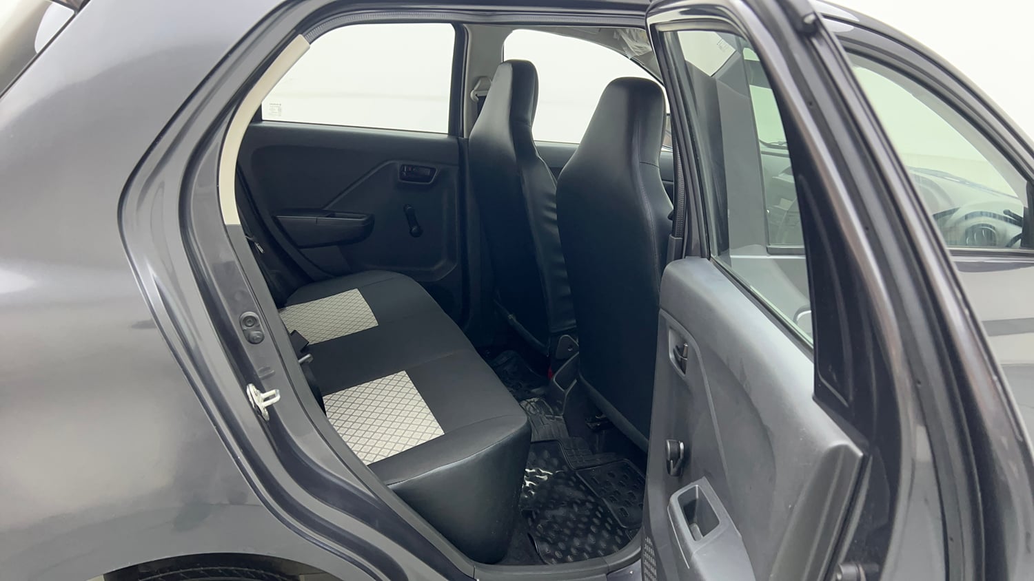 Used 2023 Maruti Suzuki Alto K10 VXi S-CNG Cng Manual interior RIGHT SIDE REAR DOOR CABIN VIEW
