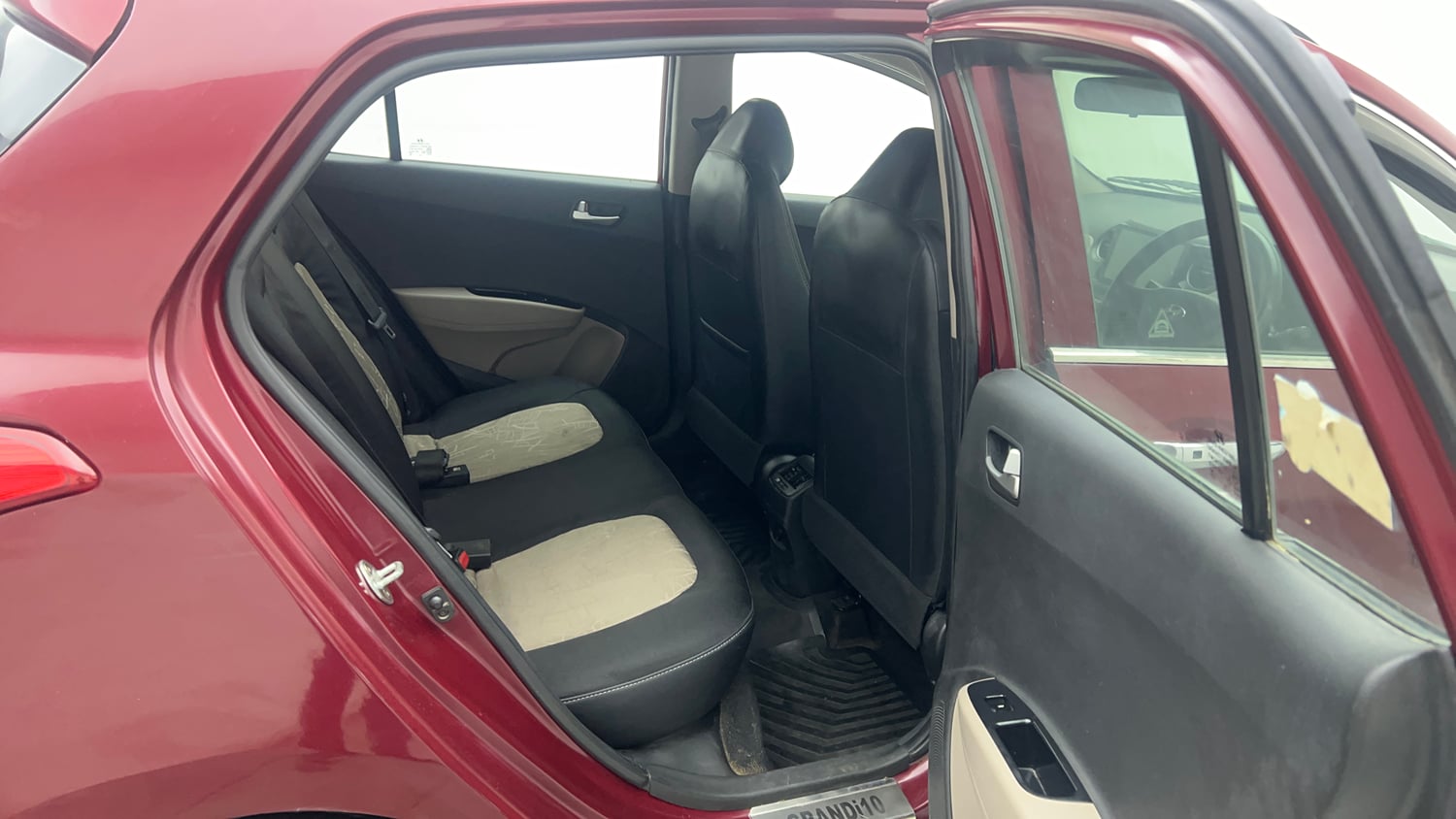 Used 2015 Hyundai Grand i10 Sportz 1.2 Kappa VTVT Petrol Manual interior RIGHT SIDE REAR DOOR CABIN VIEW
