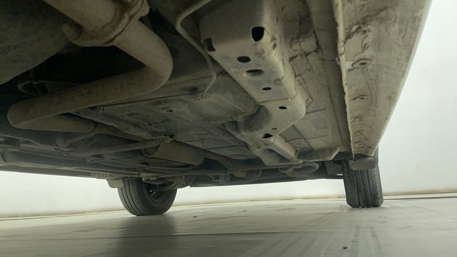 Used 2023 Tata Tiago XT CNG Cng Manual extra REAR RIGHT UNDERBODY VIEW