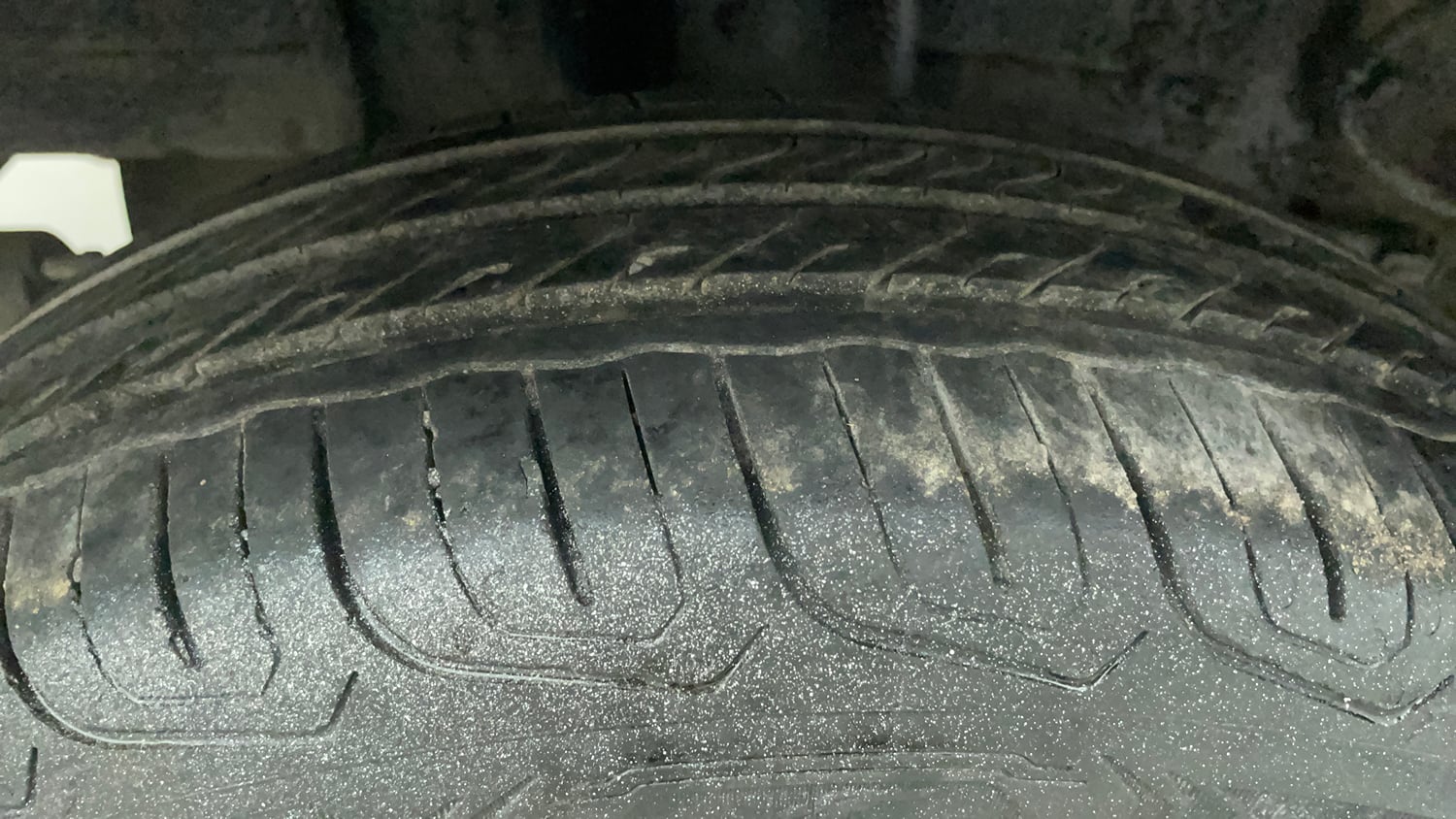 Used 2023 Tata Tiago XT CNG Cng Manual tyres RIGHT REAR TYRE TREAD VIEW
