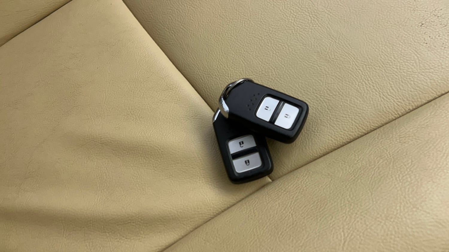 Used 2018 Honda Jazz V CVT Petrol Petrol Automatic extra CAR KEY VIEW