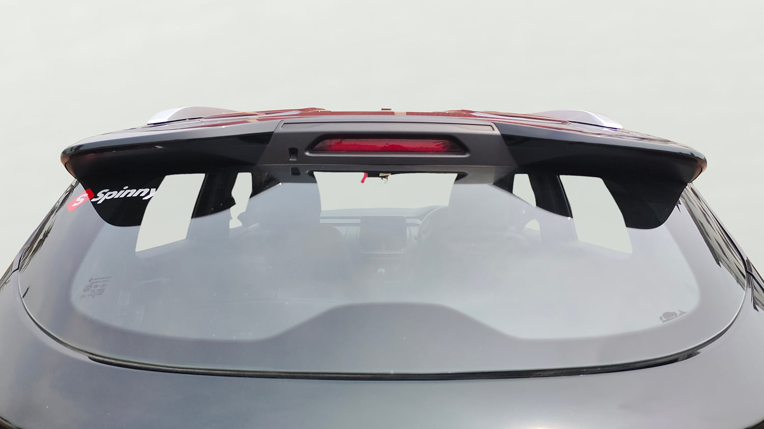 Used 2024 Renault Kiger RXE Petrol Manual exterior BACK WINDSHIELD VIEW