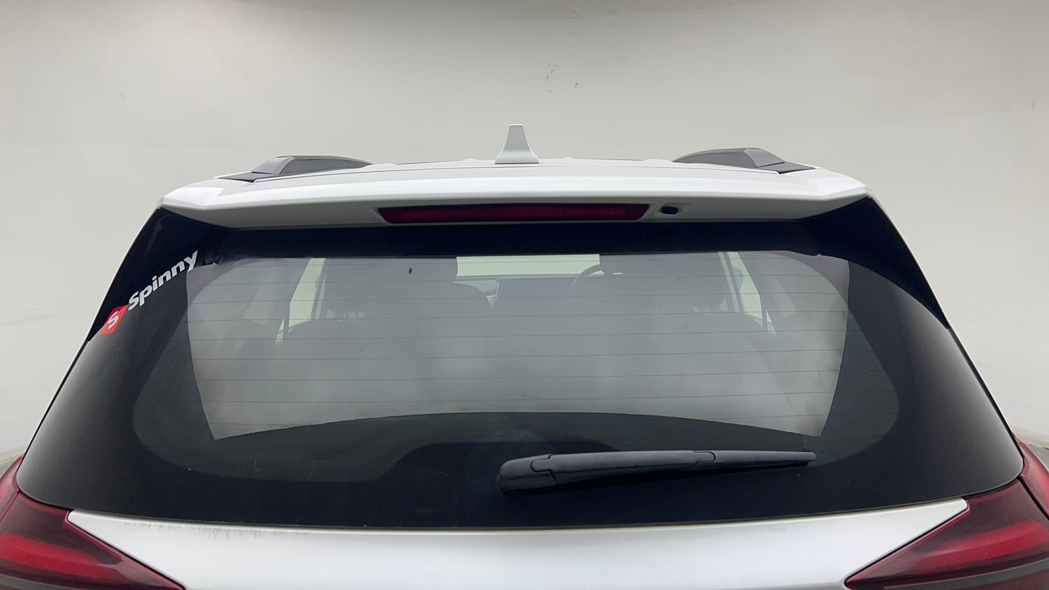 Used 2022 Mahindra XUV700 AX 5 Petrol MT 7 STR Petrol Manual exterior BACK WINDSHIELD VIEW