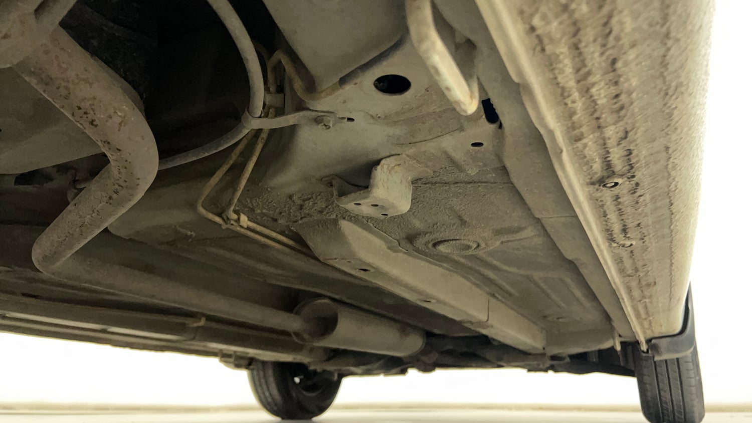 Used 2017 Maruti Suzuki Celerio VXi AMT Petrol Automatic extra REAR RIGHT UNDERBODY VIEW